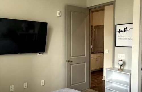 Lindbergh Apartment | ATL Condo Entire Unit!! + Free wifi + Free Parking