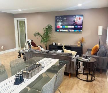Church Street Apartment | Atlanta Crystal Suite Near Downtown