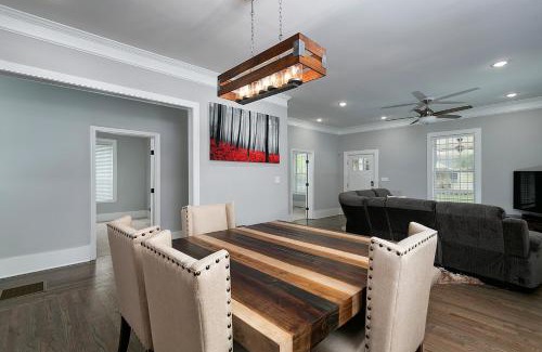 Church Street House | Atlanta Luxury Vacation Home by Downtown & Airport