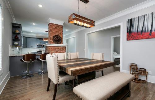 Church Street House | Atlanta Luxury Vacation Home by Downtown & Airport