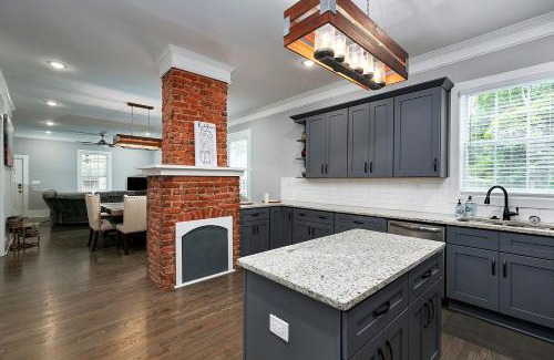 Church Street House | Atlanta Luxury Vacation Home by Downtown & Airport