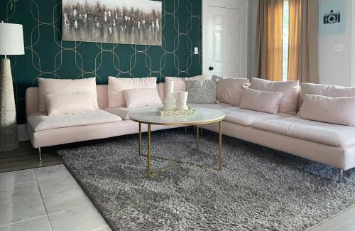 Edgewood House | Atlanta's Secret Getaway