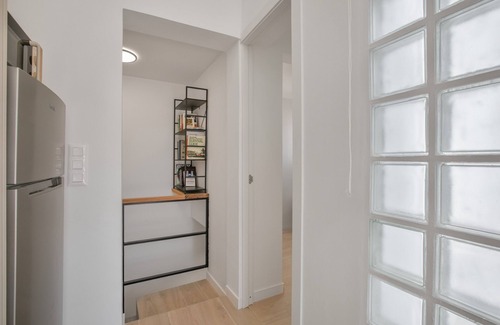 San Andres Apartment | Atlantic Sunrise Vacation with Sea Views, Wi-Fi and Air Conditioning