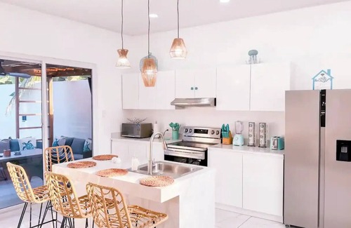 Tela House | Atlantis Villages - Casa de Playa - Neptunnn