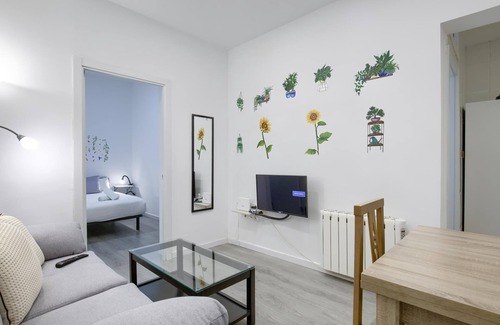 Palos de la Frontera Apartment | Atocha Station - Two-bedroom apartment