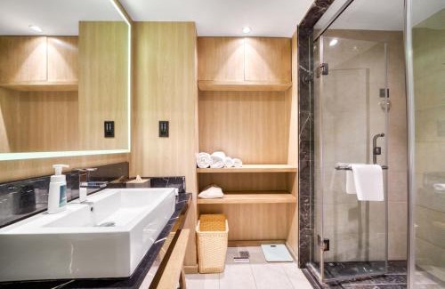Gongshu Hotel | Atour Hotel Canal Hangzhou