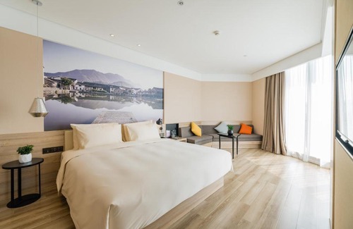 Yuhang District Hotel | Atour Hotel Hangzhou Future Technology City Haichuang Park