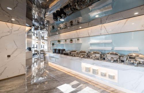Xiaoshan Hotel | Atour Hotel Hangzhou Qianjiang Century City International Expo Center