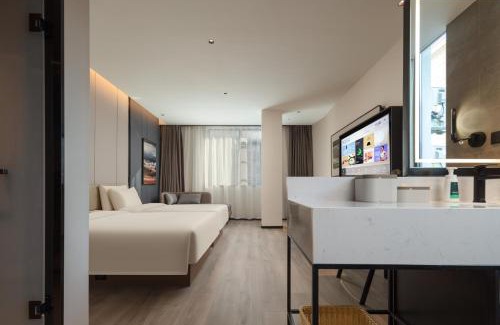 Jindong Hotel | Atour Hotel Jinhua Railway Station Guzicheng