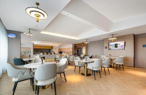 Linhai Hotel | Atour Hotel Taizhou Linhai Toumen Port