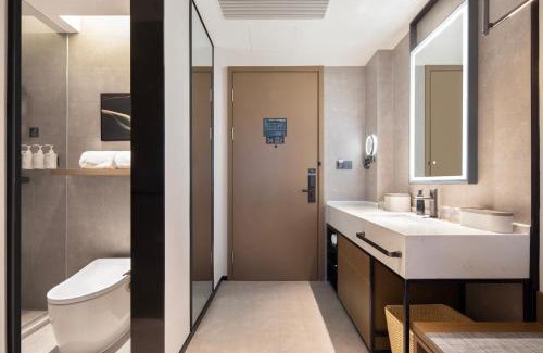 Yangtianlin Hotel | Atour Hotel Wenling Zeguo Lingyue Plaza