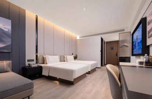 Yangtianlin Hotel | Atour Hotel Wenling Zeguo Lingyue Plaza