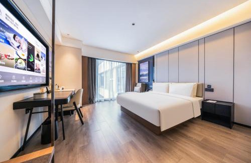 Jinshui District Hotel | Atour Hotel Zhengzhou North Dragon Lake Financial Center