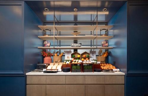 Qiongshan Hotel | Atour X Hotel Haikou Guoxing Avenue Sun Moon Plaza