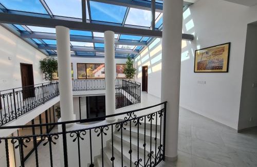 Ritka Bed & Breakfast | Atrium-Accomm