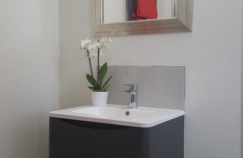 Bangor Apartment | Atrium apartment B