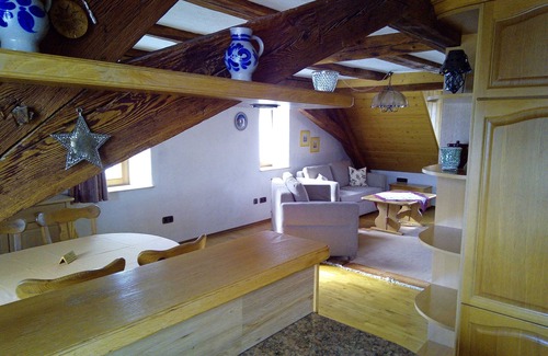 Lauchringen Apartment | Attic apartment in historic building