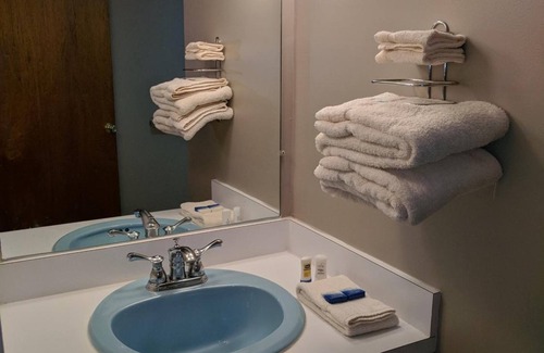 Attica Hotel | Attican Motel