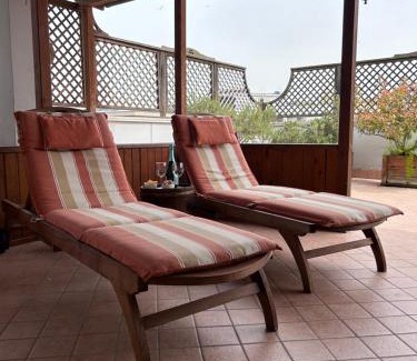 Quartiere XXXIII Lido di Ostia Ponente Apartment | Attico con terrazza in Via dei Traghetti