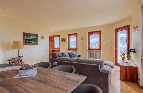 Aosta Apartment | Attico esclusivo Teatro Romano