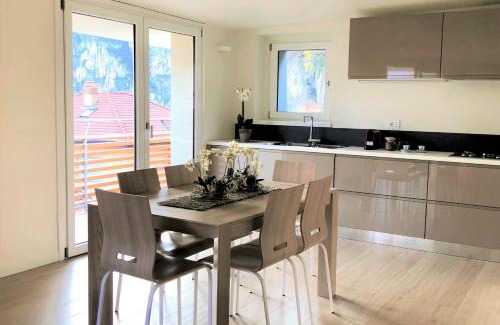 Castro Apartment | Attico Lussuoso : Villa Letizia
