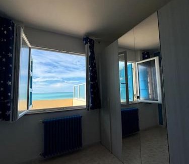 Rosignano Solvay Apartment | Attico nel Mare