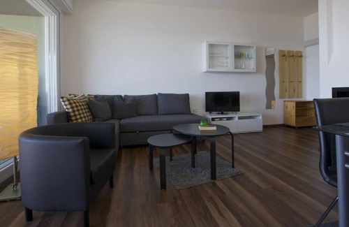 Susello Apartment | Attractive 2-room apartment with sunbath, pool and dream view