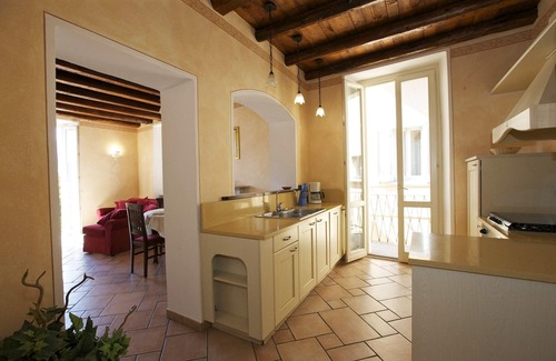 Verbania Apartment | Attractive apartment in a palazzo from the 17th Century directly on the lake promenade