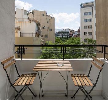 Athens City Centre Apartment | Attractive Flat near the Acropolis Museum & Metro Station by Athenian Homes