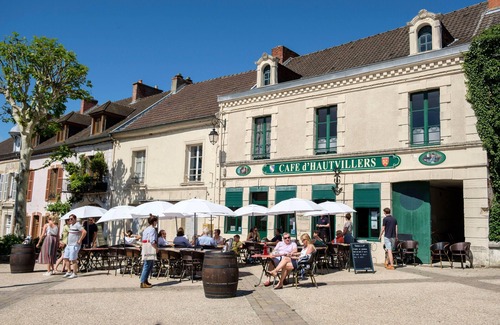 Hautvillers Apartment | Attractive renovated T2 "Pinot Noir" right in the village center