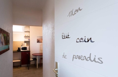 Bevaix Apartment | Attypical calm harmonious relaxing