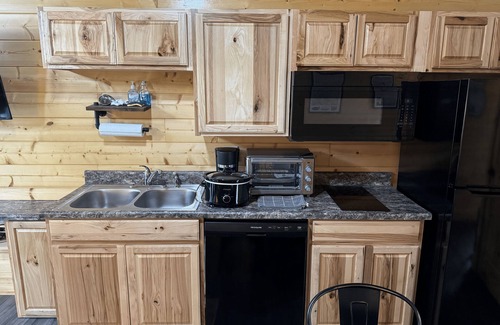Bramwell Cabin | ATV TrailCamp: Harris's Hut- Just seconds from the HMT Pocahontas Trailhead!