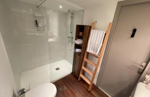 Montfavet House | Au bonheur partagé