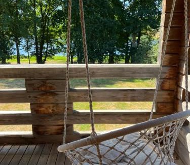 Montigny-en-Morvan Ski Chalet | Au bord du lac IV