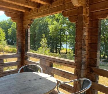 Montigny-en-Morvan Ski Chalet | Au bord du lac IV
