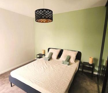 Vaires-sur-Marne Apartment | Au calme sur le canal et proche Disney