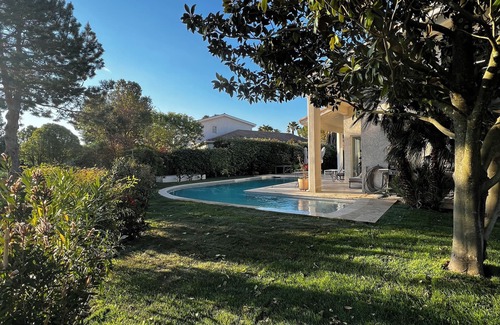 Baillargues House | Au Coeur du Golf de Massane Villa Contemporaine Climatisée Avec Piscine
