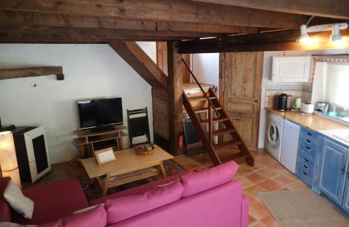 Greolieres Apartment | Au Pied du Château