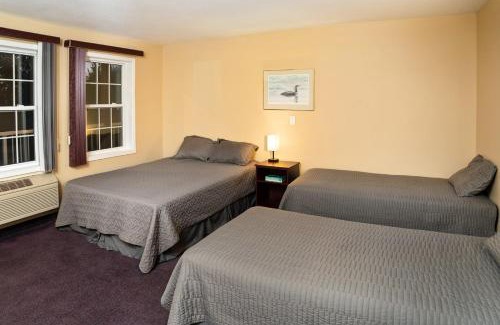 Notre-Dame-de-la-Salette Hotel | Auberge Royal Papineau