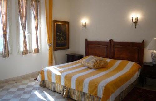 Correns Hotel | Auberge de Correns
