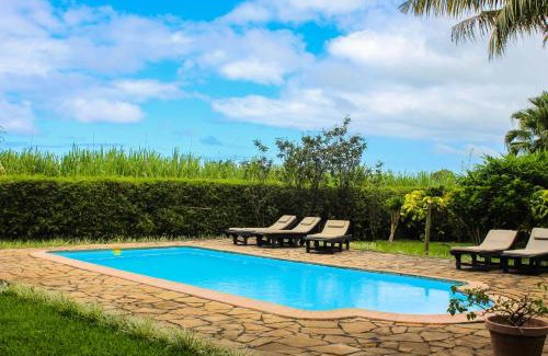 Riviere des Anguilles Cabin | Auberge de Saint Aubin