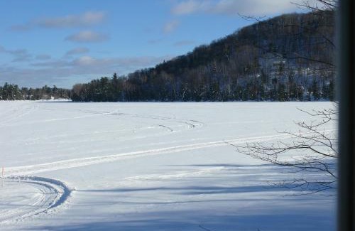 Saint-Hippolyte Hotel | Auberge du Lac Morency