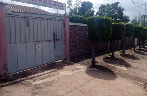 Bouake House | Auberge Du Municipal