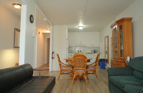 Saint-Tite-des-Caps House | Auberge du sportif