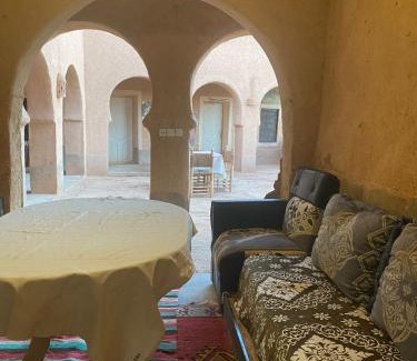 Nekob House | Auberge et Restaurant chez Alilouch