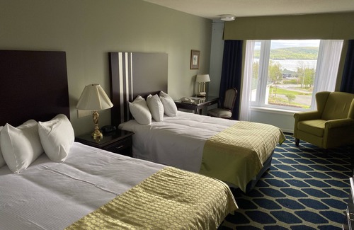 Baddeck Hotel | Auberge Gisele's Inn