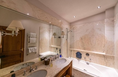 Sarreguemines Hotel | Auberge Saint Walfrid