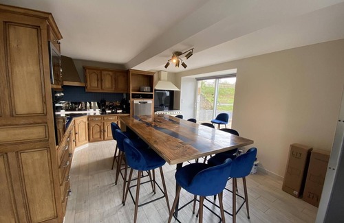 Sainte-Pience Cottage | Auberge St Vincent Diligence 35 people 2 Cottage : jacuzzi games