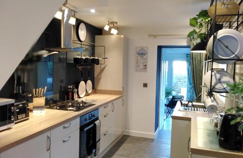 Cowbridge House | Aubrey Cottage