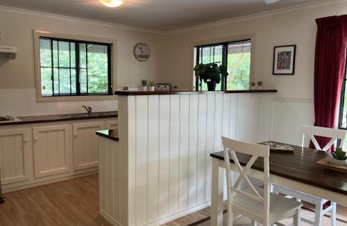 Upper Wakefield Bed & Breakfast | Auburn Hideaway
